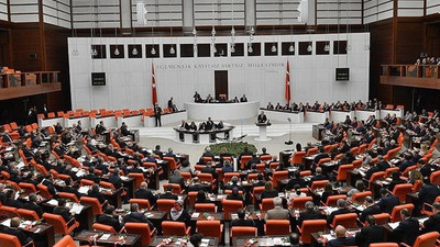 Esenyurt Belediye Meclisi'nde konut mağdurlarına destek önerisi AKP ve MHP oylarıyla reddedildi