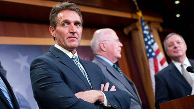 ABD Başkanı Biden, eski senatör Jeff Flake'i Türkiye Büyükelçisi olarak aday gösterdi