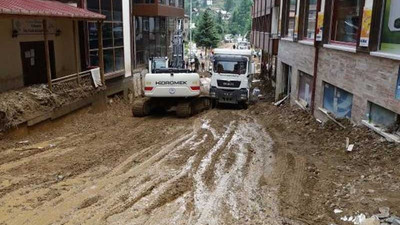 Rize'de sel ve heyelan sonrası kaybolan 2 kişiyi arama çalışmaları sürerken Erdoğan'dan açıklama