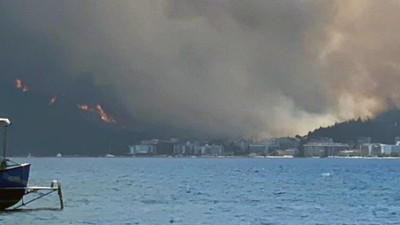 Marmaris'te de orman yangını: Evler oteller tehdit altında