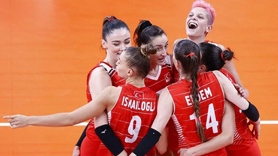 Türkiye, voleybolda Rusya'yı 3-2 yendi