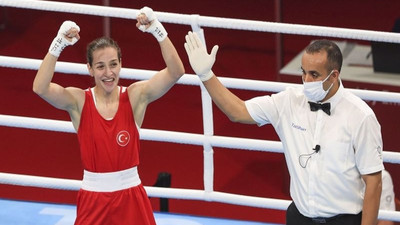 Buse Naz Çakıroğlu olimpiyatlarda finale kaldı: Altın madalya için mücadele edecek