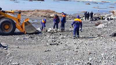 Rusya'da turistleri taşıyan helikopter düştü