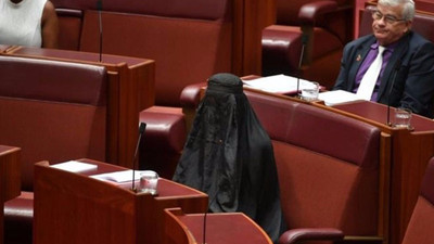 Burka Avustralya Parlamentosu'nda