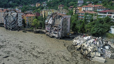 Sel faciası: 'AFAD'a 329 kayıp başvurusu yapıldı'