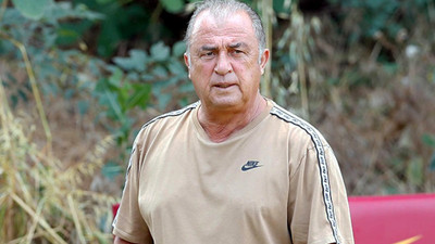 Annesi hastaneye kaldırılan Fatih Terim, Adana'ya geldi