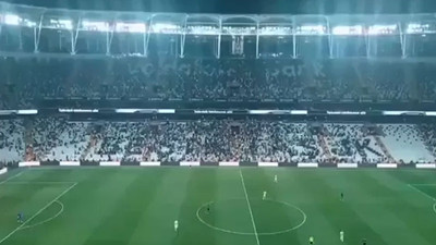 Altındağ'daki ırkçı saldırının ardından Beşiktaş tribünlerinde göçmen karşıtı slogan