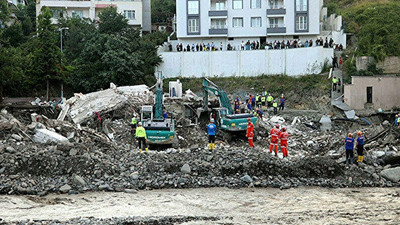 Bozkurt'ta çöken apartmanın müteahhidine gözaltı