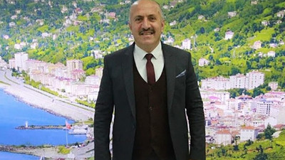 Belediye başkanı, ağabeyini vekaleten başkan yardımcısı atadı