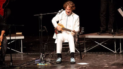 Arnavutluk'ta Goran Bregovic konserinde göz yaşartıcı gaz atıldı