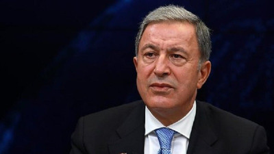 Hulusi Akar'dan 'mülteci merkezi' iddialarına yanıt