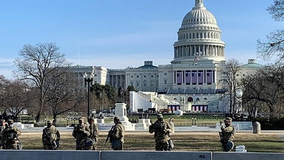 Kongre binası baskınında darp edilen polislerden Trump'a dava