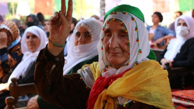 'Tecrit kaldırılmadan demokrasiden bahsedilemez'