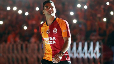 Falcao ayrıldı: Gelişi gibi gidişi de maliyetli