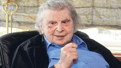 Yunanistan'da Mikis Theodorakis'in ölümünün ardından 3 günlük yas ilan edildi