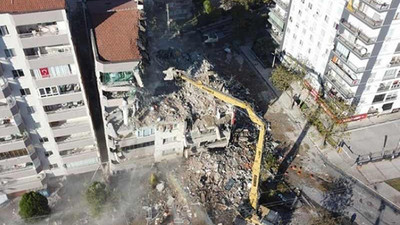 İzmir depremi davasında Yılmaz Erbek Apartmanı'nın mimarı tahliye edildi