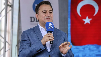 Ali Babacan'dan geçiş sürecine ilişkin 'risk' açıklaması