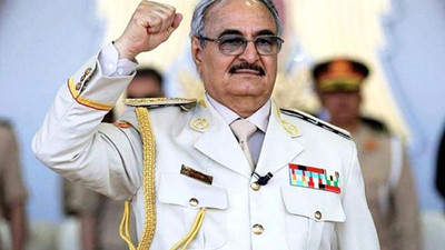 General Hafter Libya seçimleri için askerliği bıraktı