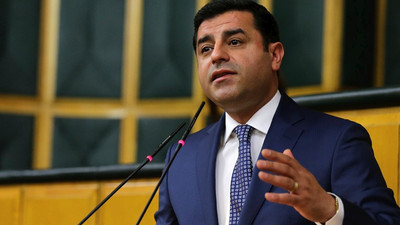 Demirtaş'a dört koldan susturma operasyonu