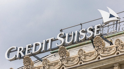 İsviçre bankası Credit Suisse'e polis baskını