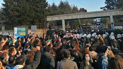 Boğaziçi Üniversitesi'ndeki derslerine son verilen akademisyen Vardar: Hiçbir yere gitmiyoruz