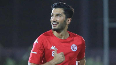 Nuri Şahin, futbolu bıraktığını açıkladı