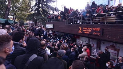 Kavga ettiği kişiler için 'bunlar terörist' dedi, saldırganlar linçten zor kurtuldu