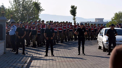 'Gökhan General elimi sıksa elimi yıkamam'