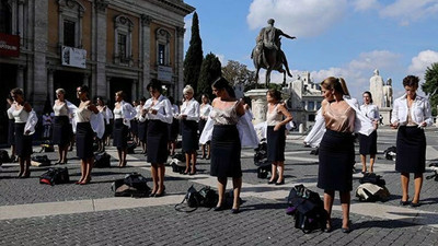 Alitalia çalışanlarından Roma meydanında protesto