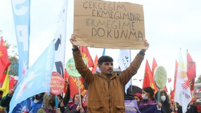 İşçiler kürsüden seslendi: Direnerek kazanacağız