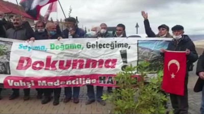 Erzincan'da siyanürlü atık havuzunun 3 katına çıkarılması protesto edildi