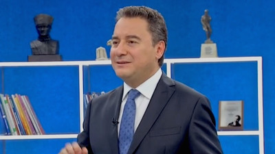 Babacan: Erdoğan'ı ilkokul üçüncü sınıfa giden çocuklar gülerek dinliyor