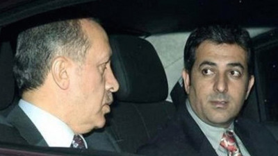 Erdoğan'ın eski danışmanı Akif Beki: Mehmet Barlas kafasından uydurmuyor