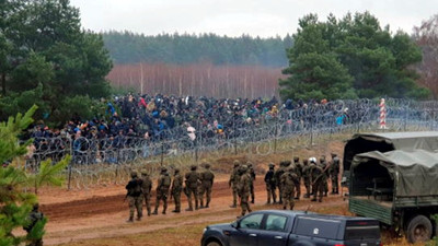 AB, Belarus-Polonya sınırındaki mülteci krizi için olağanüstü toplandı