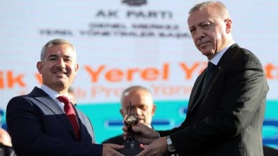 Gri pasaportla yurt dışına insan kaçırmışlardı, Erdoğan ödül verdi