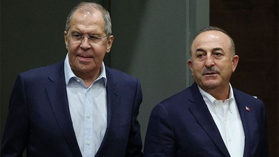 Lavrov'dan, Çavuşoğlu'na Ukrayna uyarısı: Ciddi bir biçimde ele alın