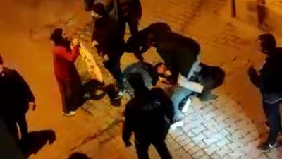 Polis şiddeti: Darp edilerek gözaltına alınan genç tutuklandı, şiddeti önlemek isteyen annesi de itildi