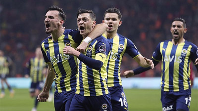 Fenerbahçe 10 kişi kaldığı maçta Galatasaray'ı mağlup etti