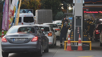 Zam öncesi benzin istasyonlarında kuyruk