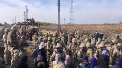 DEDAŞ'ı protesto eden köylülere müdahale; 1 kişi gözaltına alındı