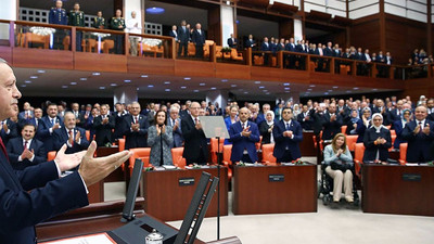 'AKP'de metal yorgunluğu görünümlü FETÖ operasyonu'