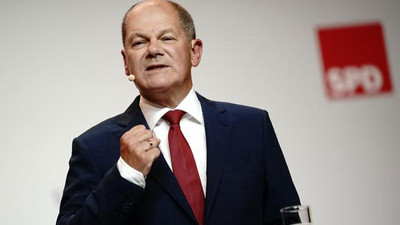 Almanya'nın yeni başbakanı Olaf Scholz oldu