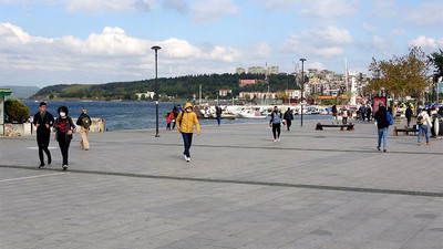 Halk sağlığı uzmanı Ortaylı: Eş dostla görüşmeyin, imkanınız varsa uzaktan çalışın