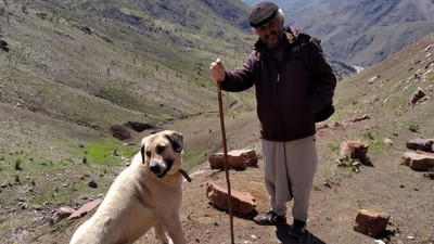 2 yurttaş evi basılarak gerekçe gösterilmeden gözaltına alındı, evdeki bestelere de el konuldu