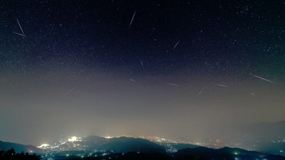 Türkiye'den astronomlar, gök taşı yağmurlarının sırlarını derledi