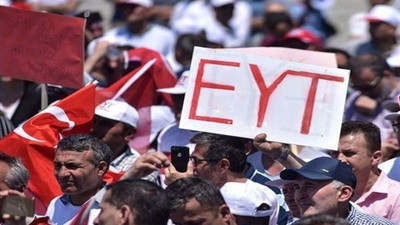 CHP'den 81 ilde EYT eylemi: 'Lütuf değil, haklarını istiyorlar'