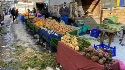 Pazardaki yurttaş tepkili: Bizi bitirdiler sıfıra vurduk