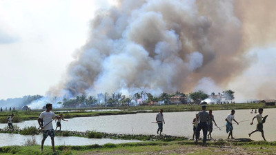 ‘Arakan’da köyler sistematik olarak yakılıyor’