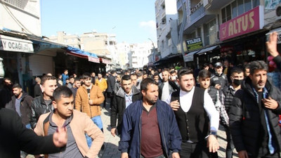 Cizre’de yüzlerce kişi zamlara karşı yürüdü: Kahrolsun DEDAŞ