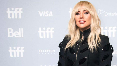 Lady Gaga'yı hastaneye düşüren gizemli hastalık